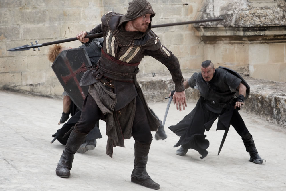 Assassin's Creed movie image: Michael Fassbender in costume