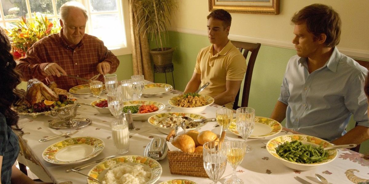 thanksgiving DEXTER, (from left): Vanessa Marano, John Lithgow, Brando Eaton, Michael C. Hall, 'Hungry Man', (Season 4, ep. 409, aired Nov. 22, 2009), 2006-. photo: Randy Tepper / © Showtime / Courtesy Everett Collection