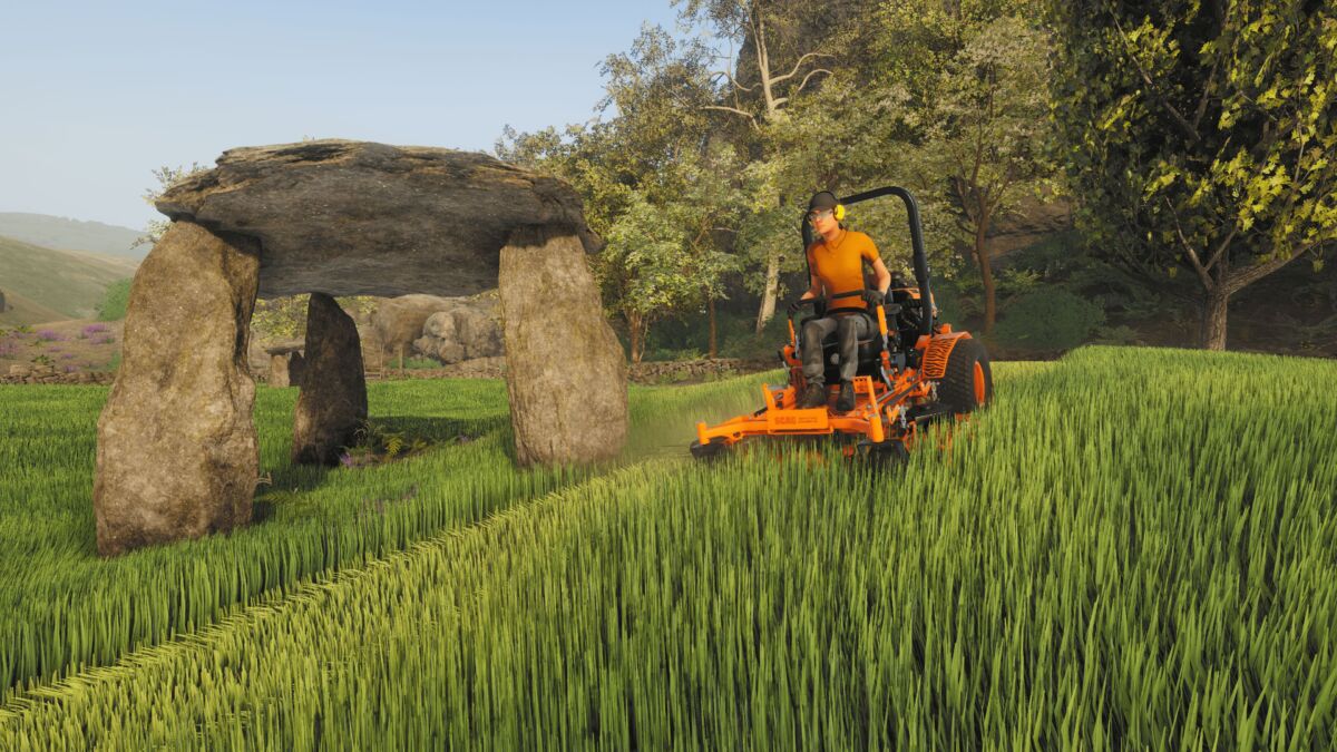 Lawn Mowing Simulator